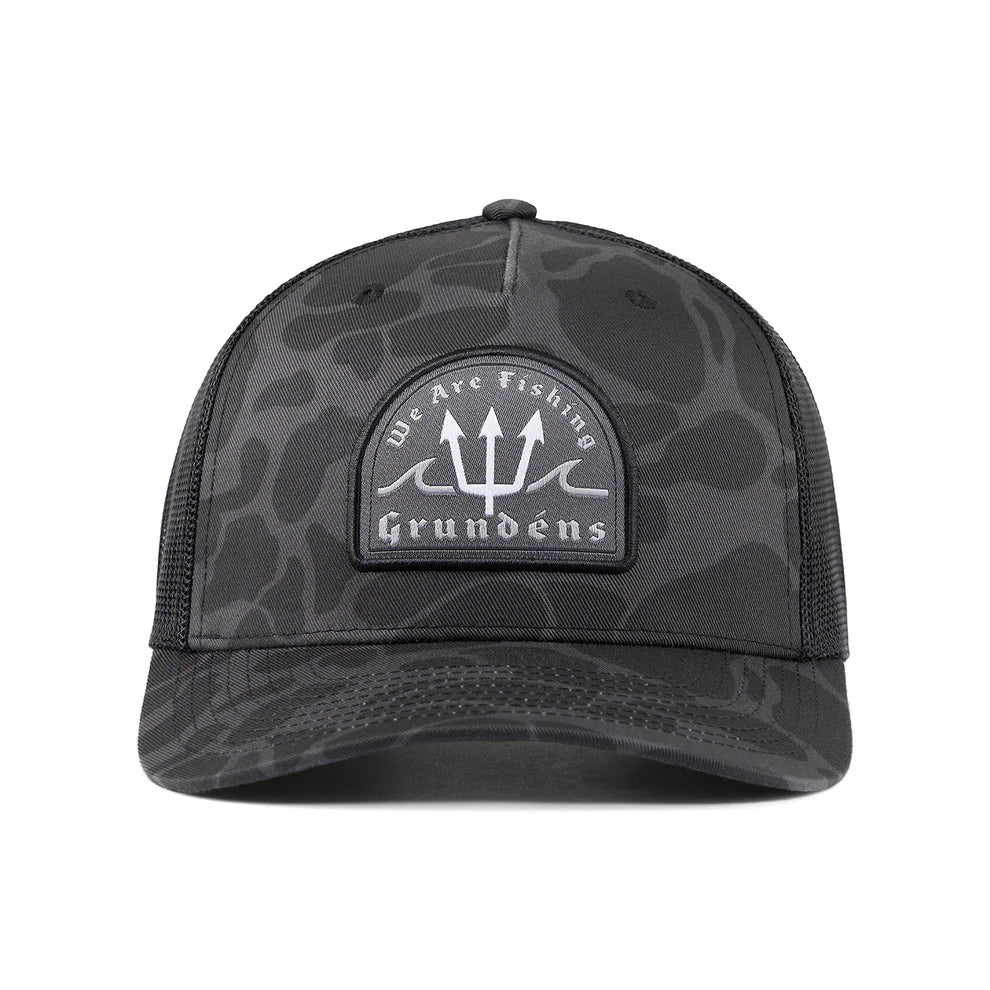 Grundéns Poseidon Trucker Hat - Black Camo