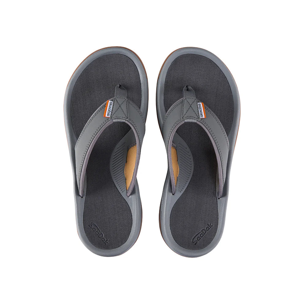 Sandal Smoke