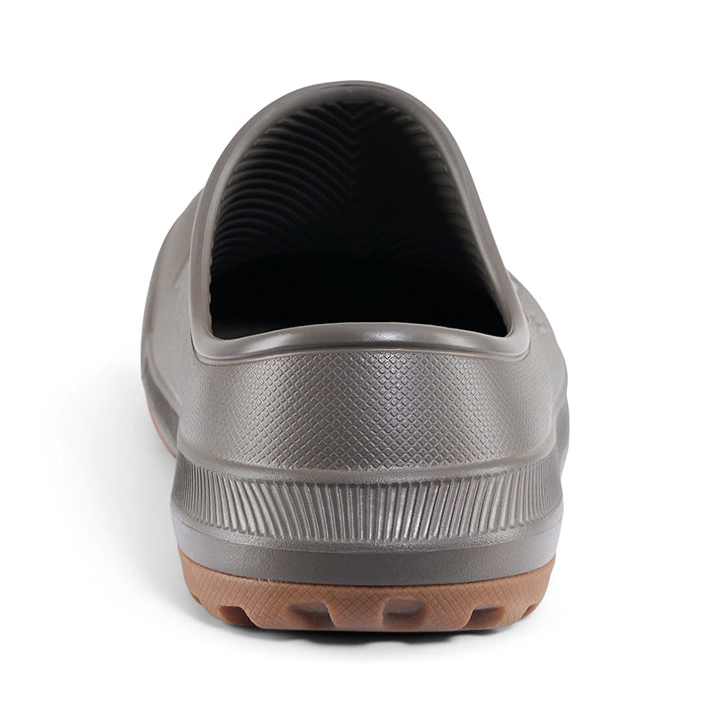 Fish-on Slip-ons