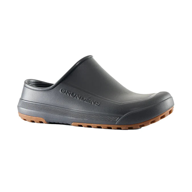 Fish-on Slip-ons