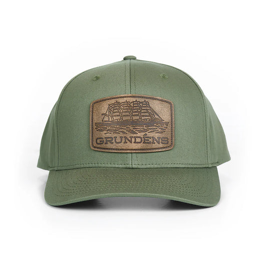 Grundéns Tall Ship Trucker 312